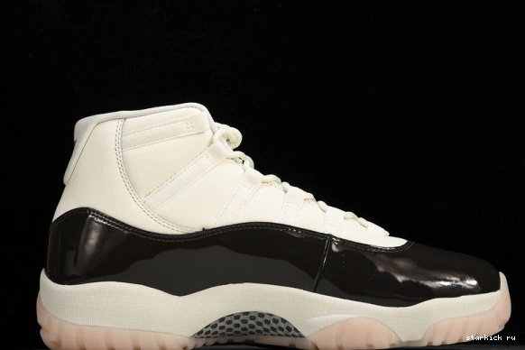 AR0715-101  Retro Jordan AR0715-101 11 Neapolitan  0815